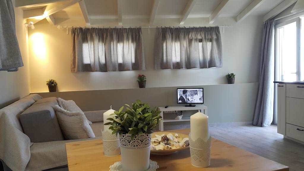 Ifigenia Studios Patitiri  Phòng bức ảnh