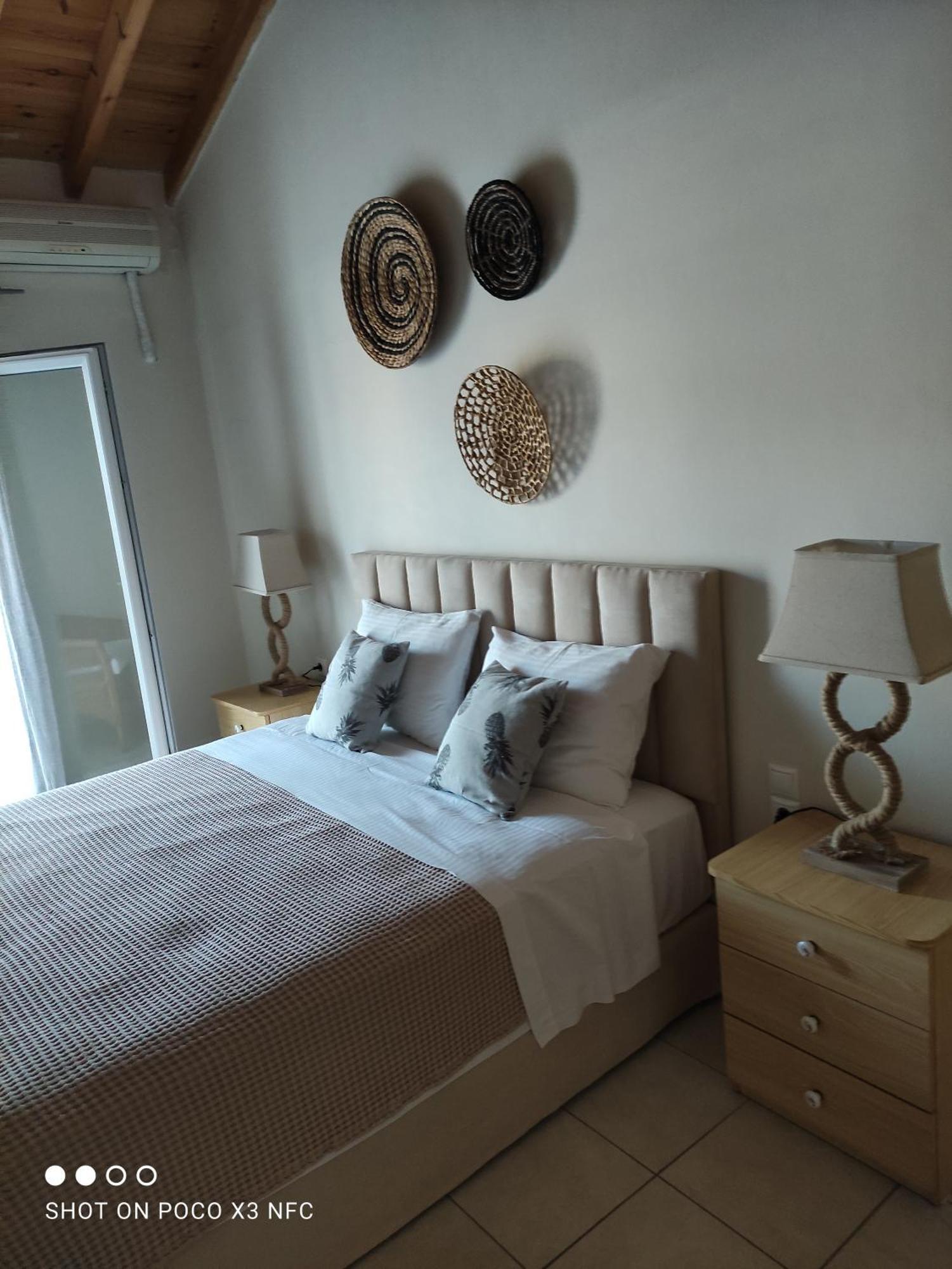 Ifigenia Studios Patitiri  Phòng bức ảnh