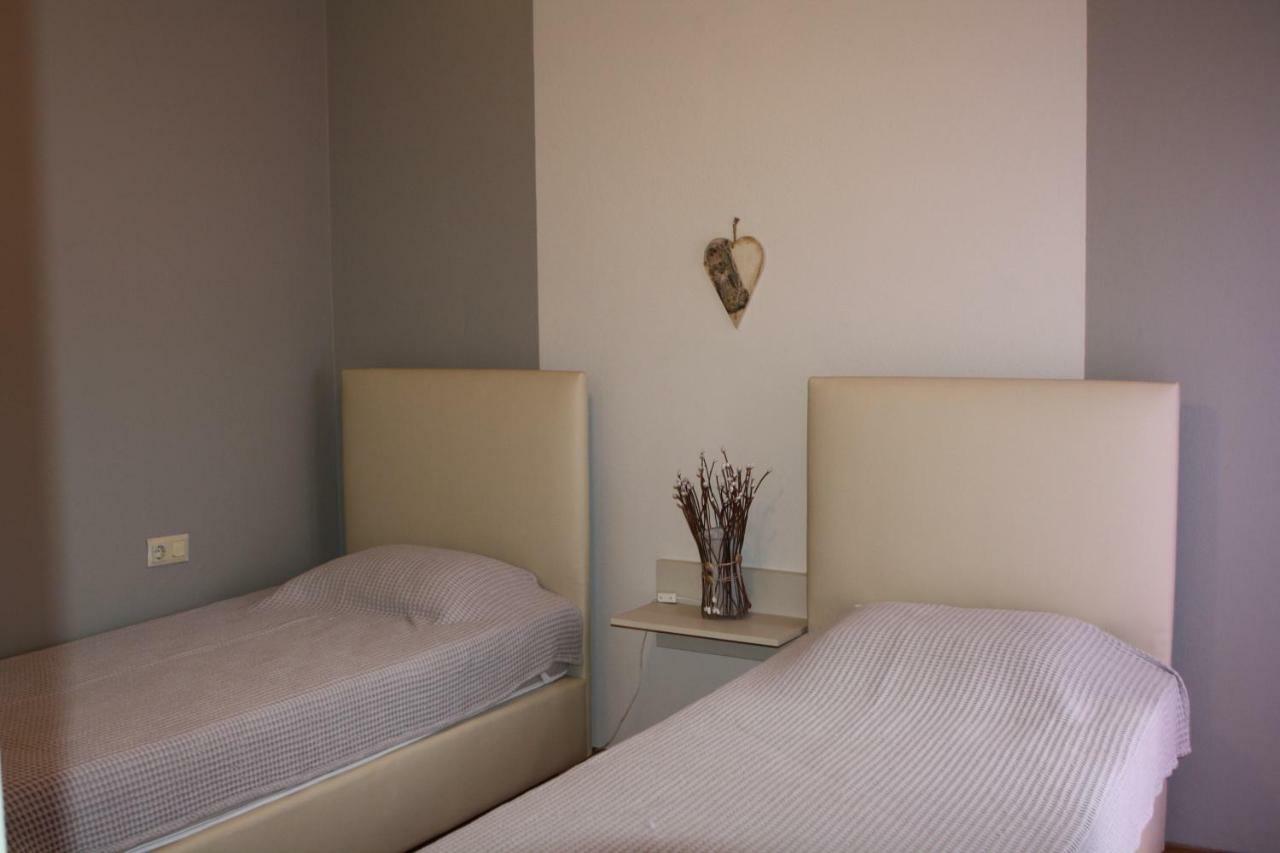 Ifigenia Studios Patitiri  Ngoại thất bức ảnh